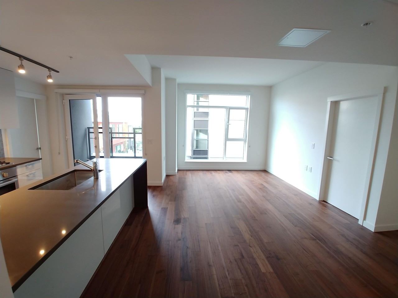 4189 0208-4189 Cambie Street #0208 - Photo 3 of 14