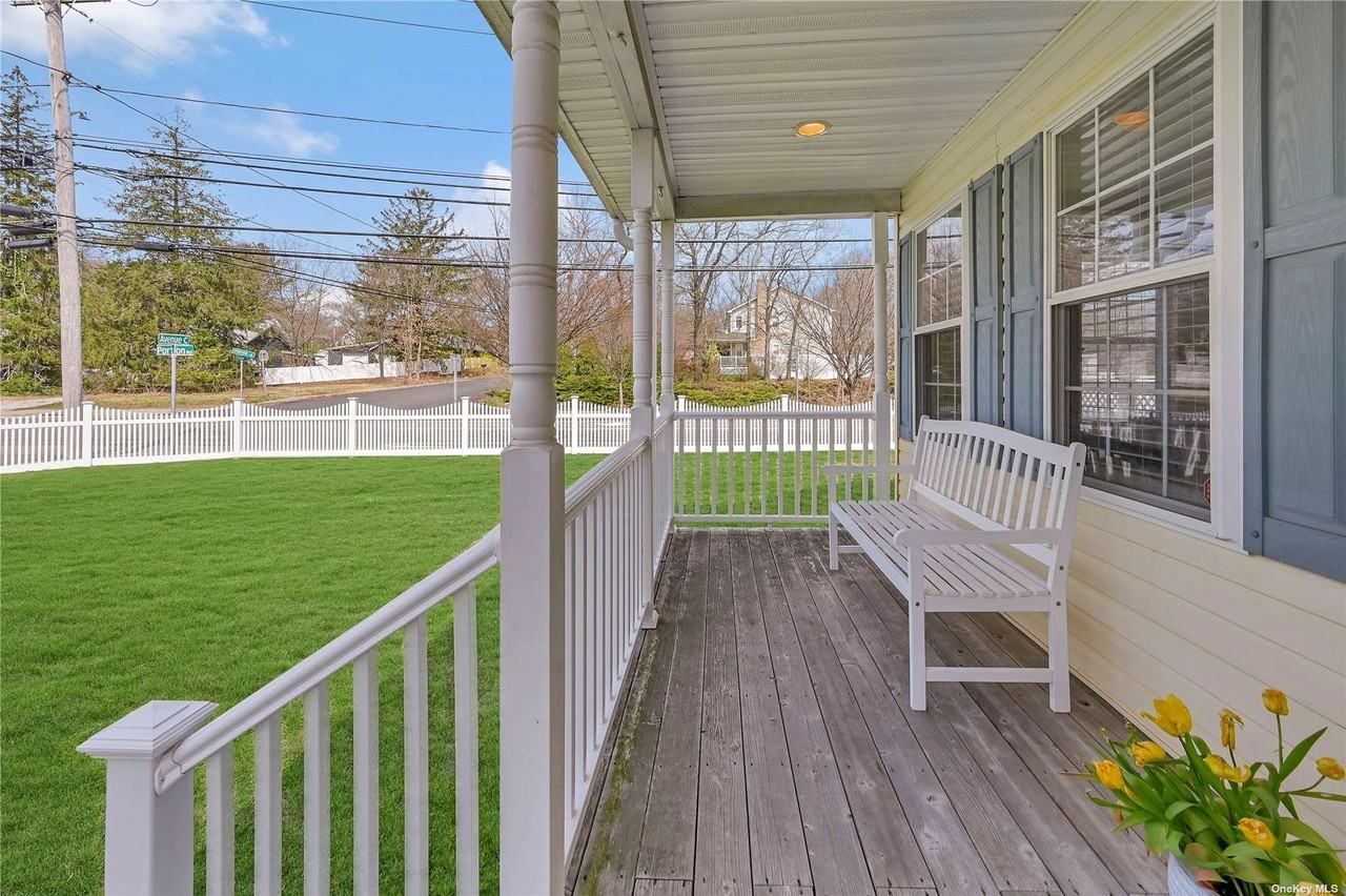 247 Avenue C - Photo 3 of 31