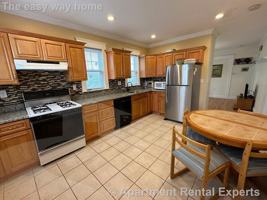 featured image of 32 Walnut St