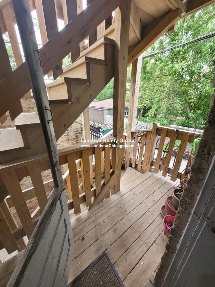 1920 W Morse Ave #1N - Photo 7 of 14