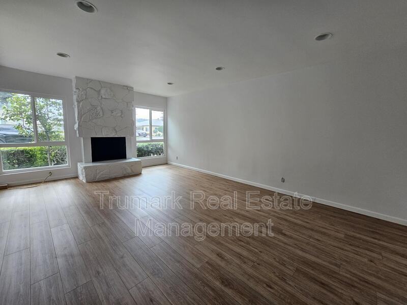 621 W California Ave #1