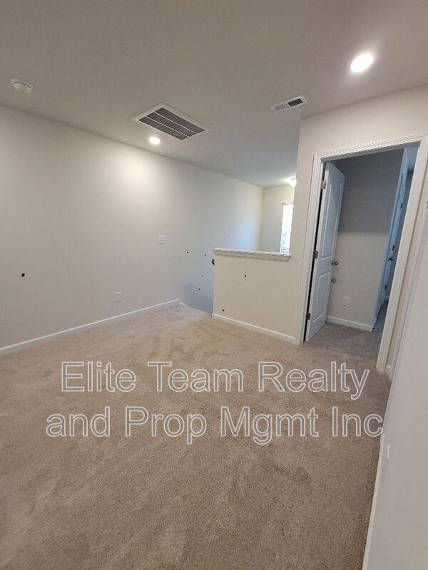 6941 Calton Ln - Photo 5 of 25