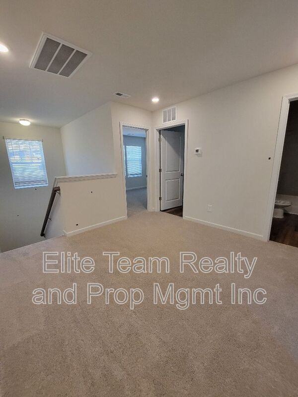 6941 Calton Ln - Photo 7 of 25
