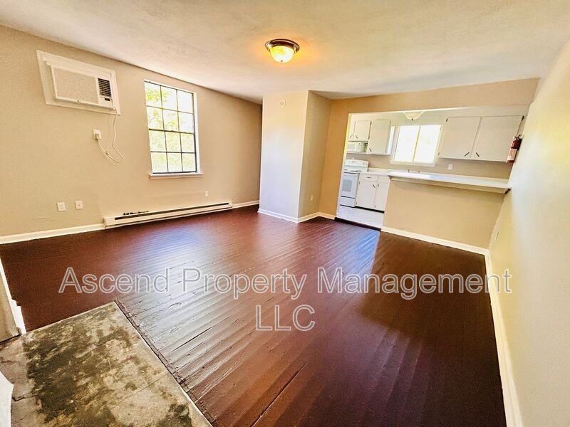 3503 Dodson Ave - Photo 4 of 17