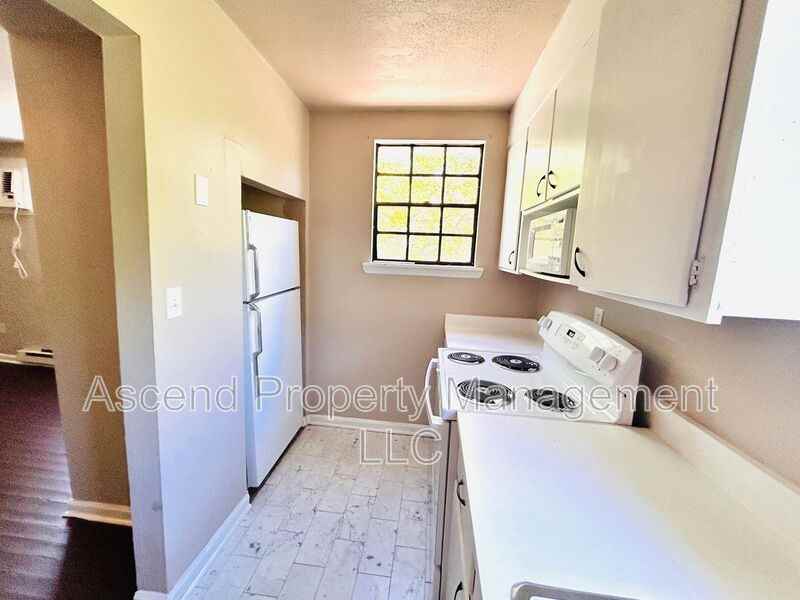 3503 Dodson Ave - Photo 7 of 17