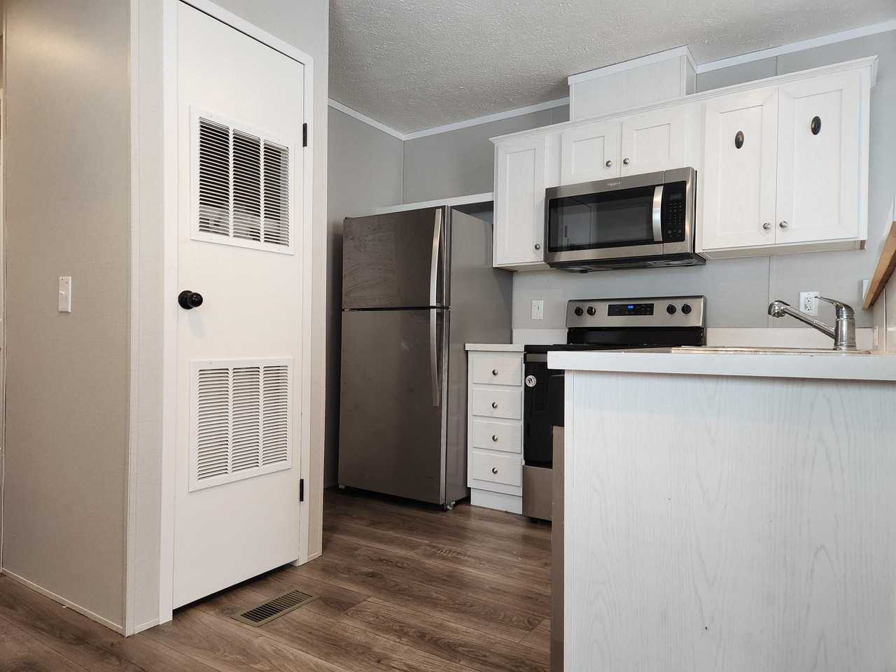 210 Bobwhite Ln #210 - Photo 2 of 12