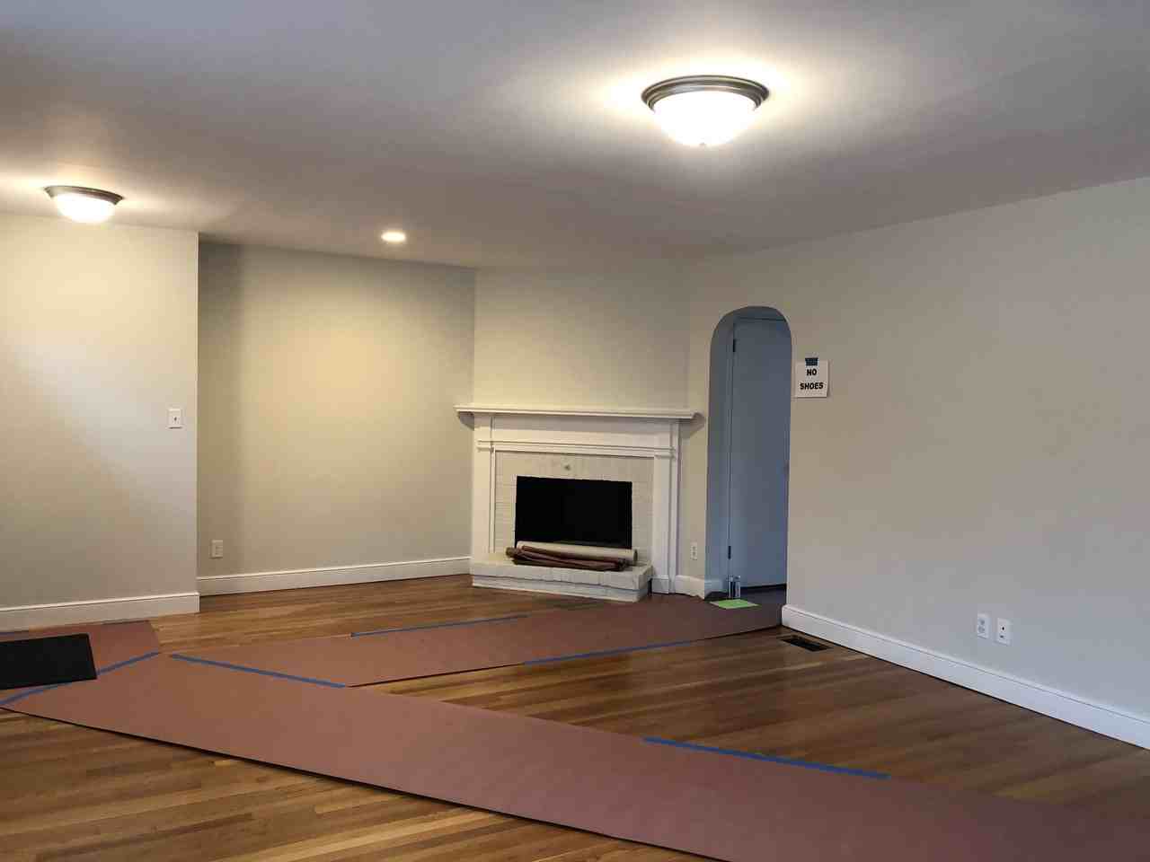 288 Lagrange St - Photo 4 of 15