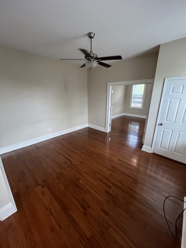 3259 Minnesota Ave - Photo 3 of 7