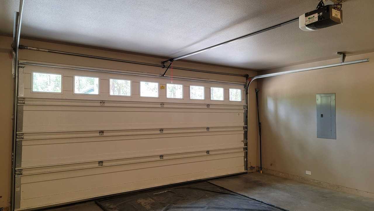 15323 Bear St - Photo 3 of 27