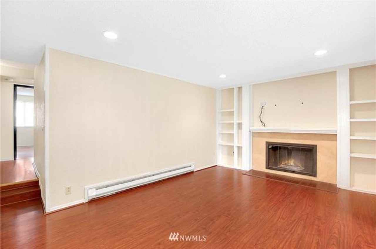 4635 W Lake Sammamish Pkwy Se - Photo 3 of 20