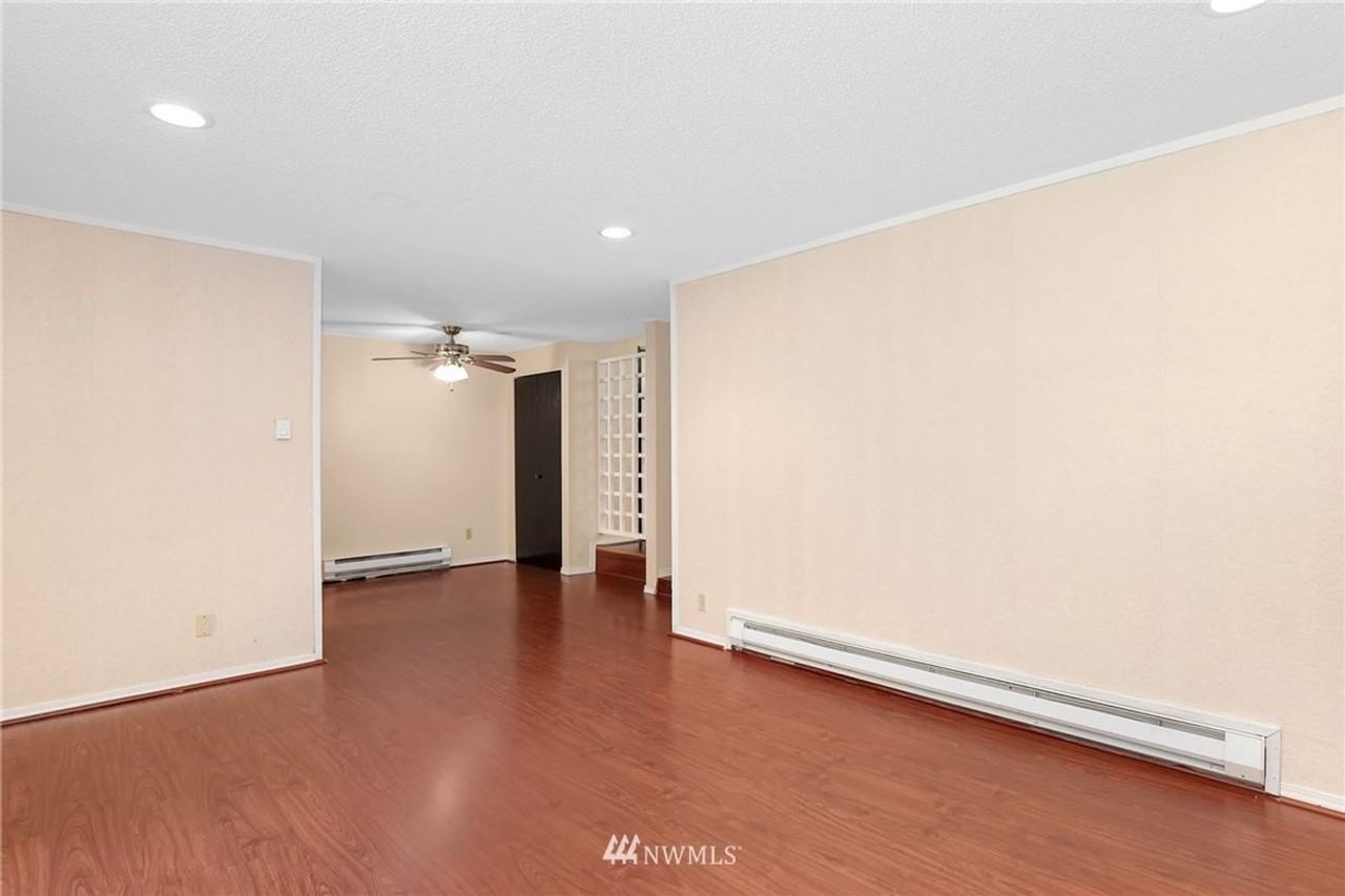 4635 W Lake Sammamish Pkwy Se - Photo 6 of 20