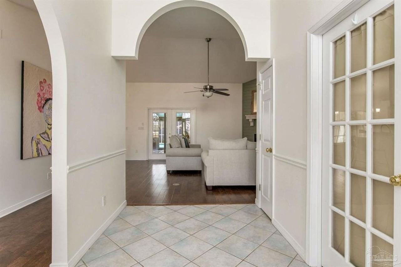 127 Mt Pilot St - Photo 3 of 38