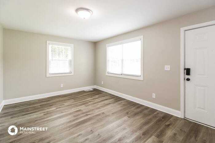 752 Faircloth Ave - Photo 3 of 16