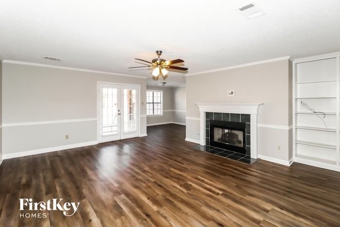 3620 Country Lane Dr - Photo 3 of 15