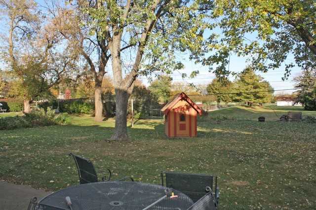 10810 N Church St - Photo 2 of 8