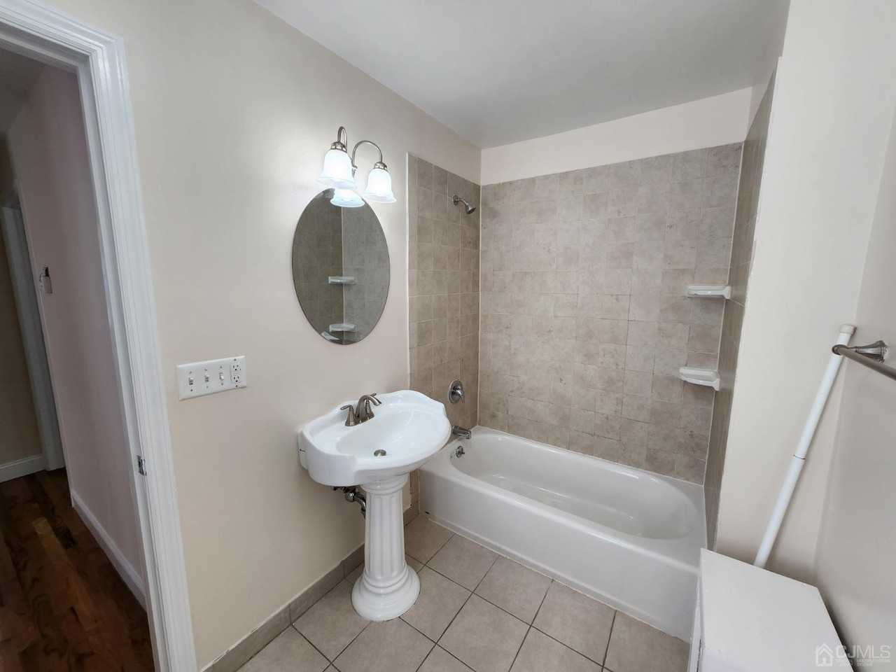 150 George Street - Photo 7 of 8