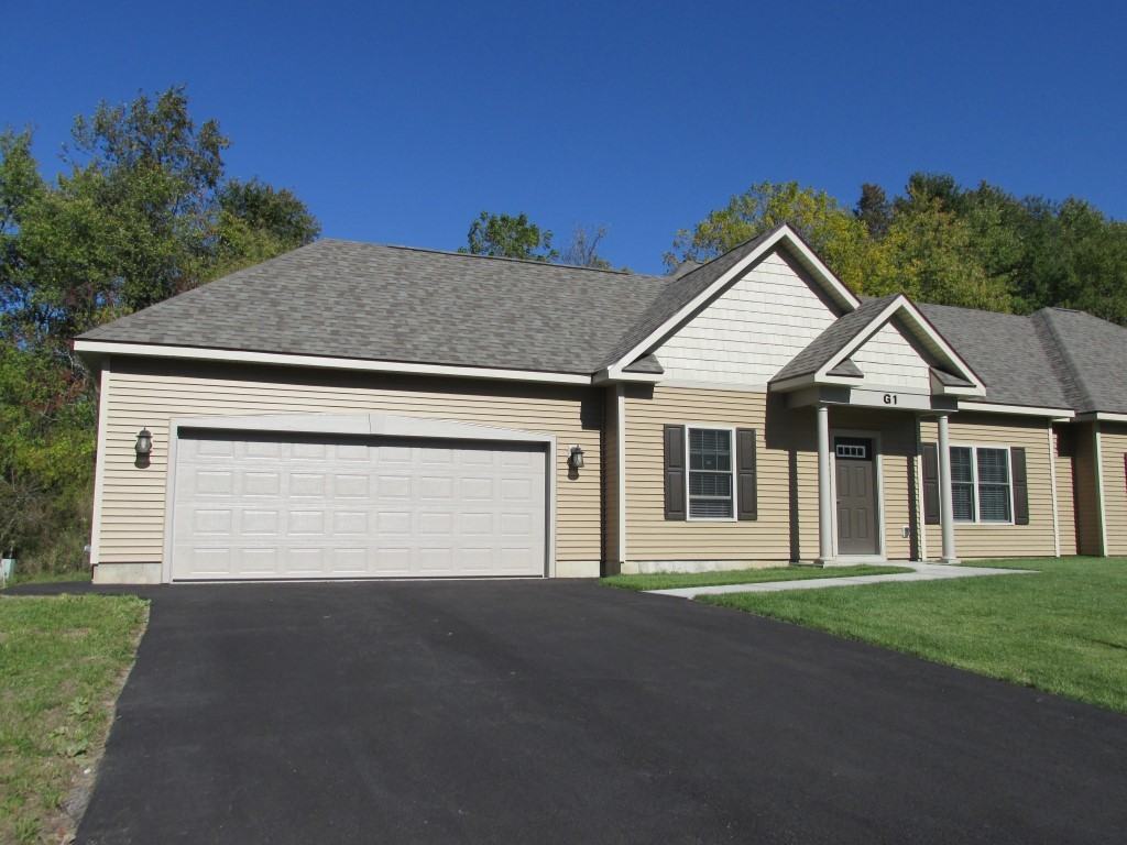 245 Main St - Photo 2 of 25