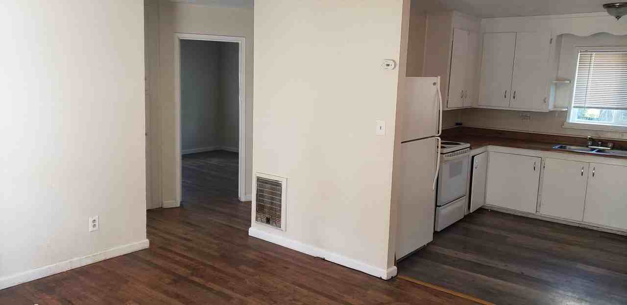 21738 3rd St - Photo 2 of 9