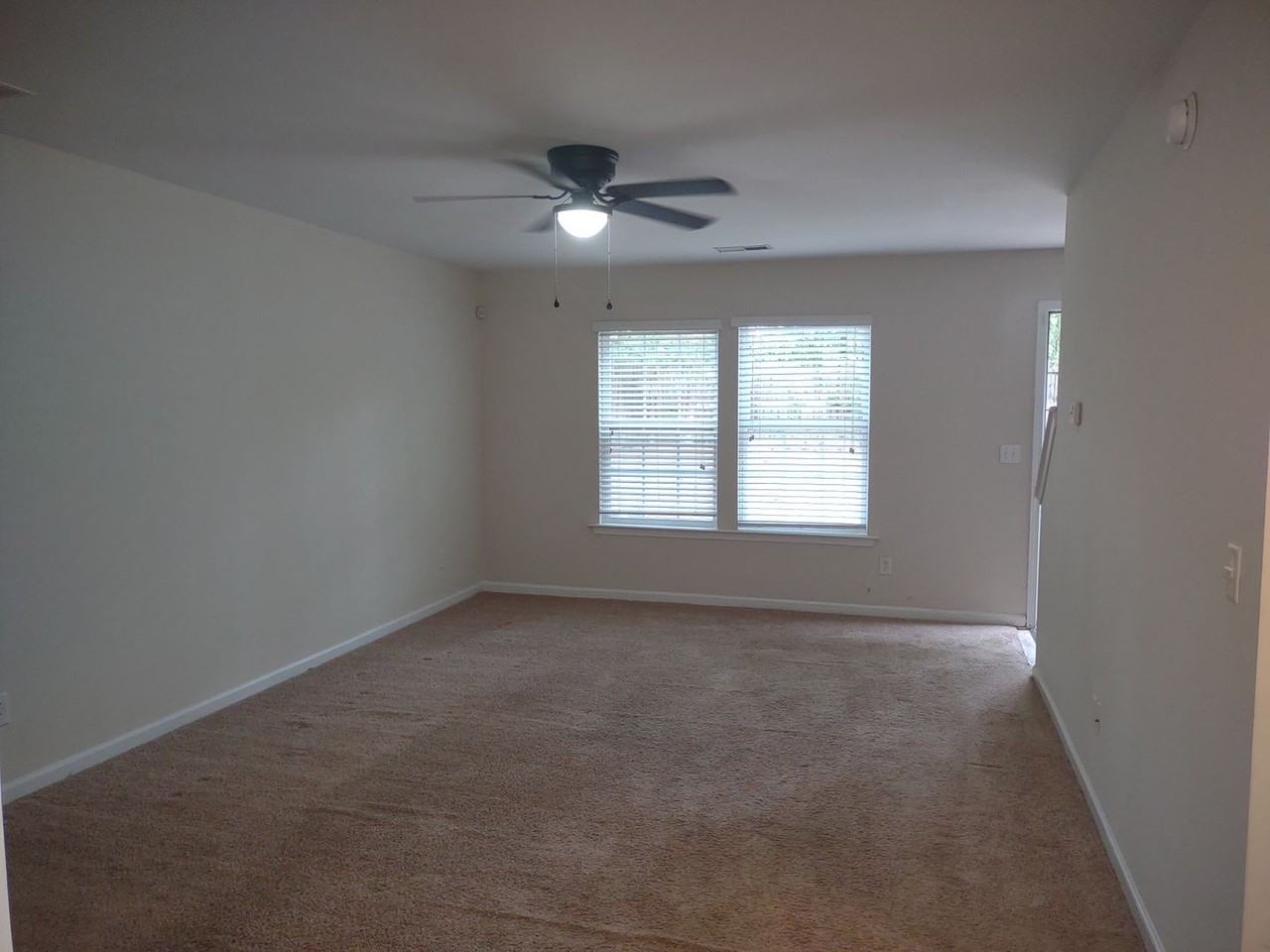 201 Rabon Springs Rd - Photo 6 of 37