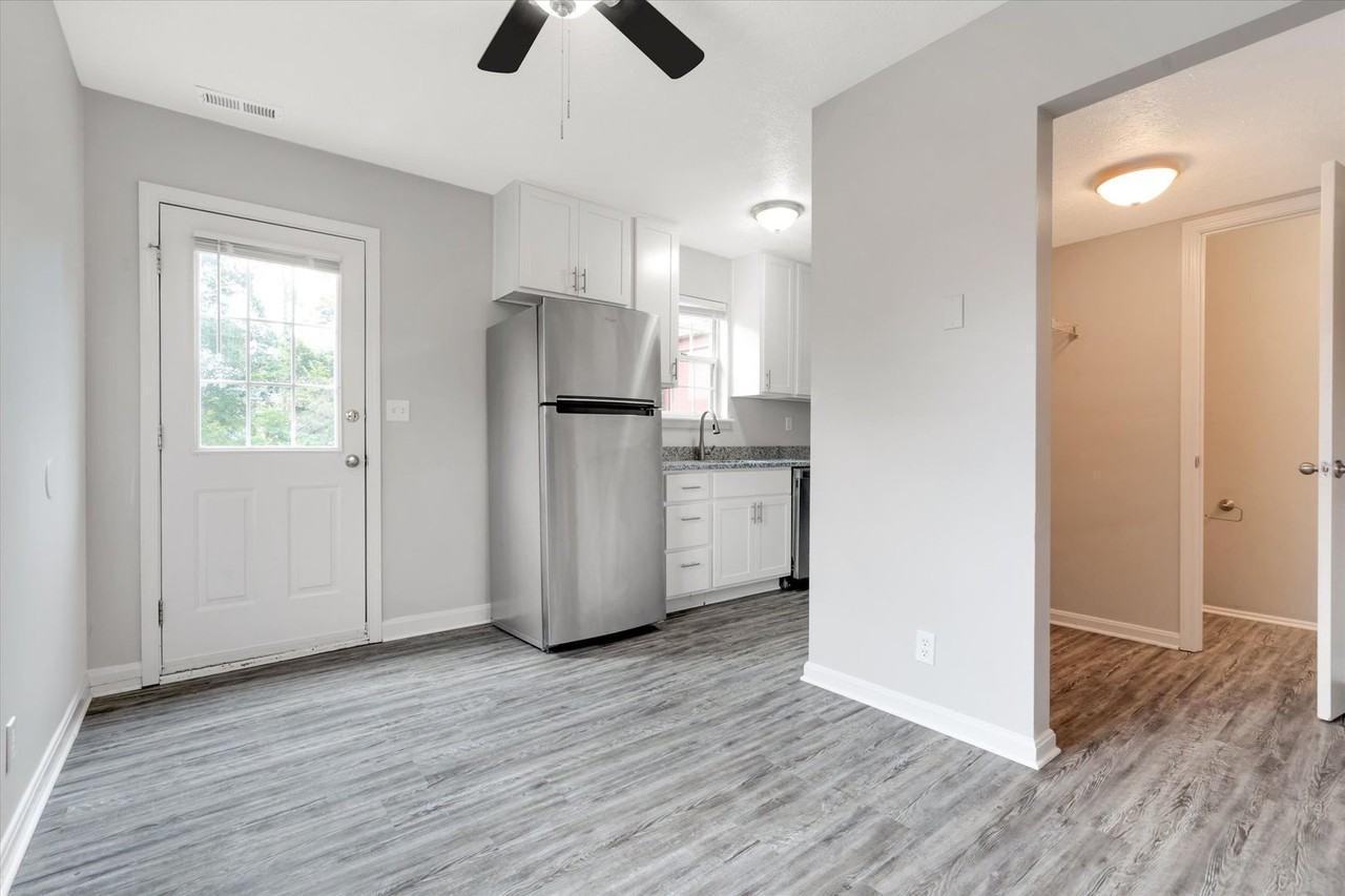 12050 Morningside Dr - Photo 6 of 17
