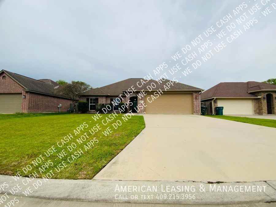 7910 N Windemere Dr - Photo 2 of 14