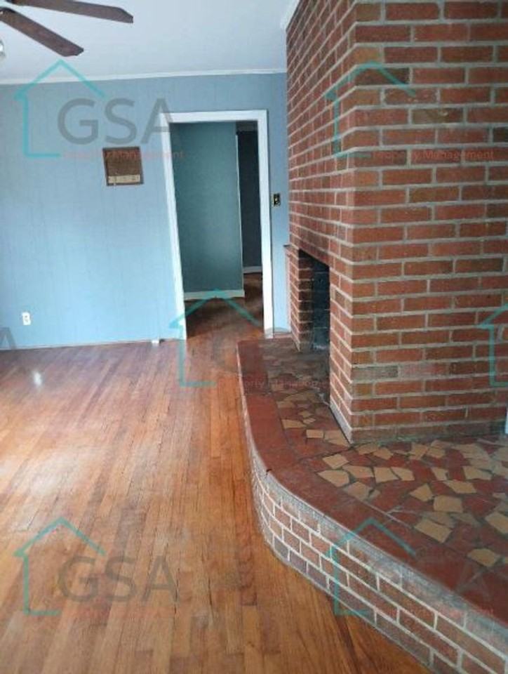 12 Elsie Ave - Photo 3 of 19