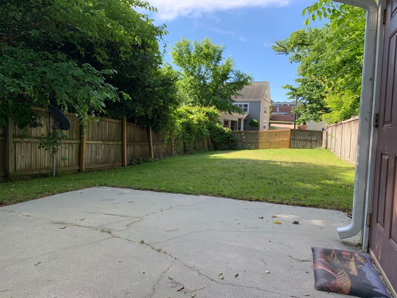 907 907 Claredon #1 - Photo 2 of 20