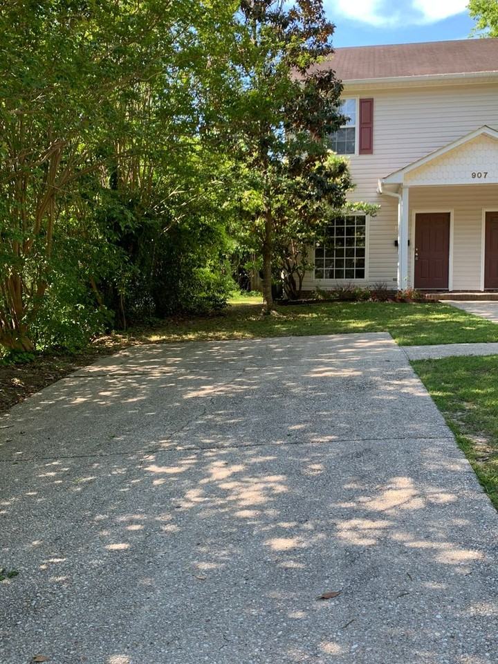 907 907 Claredon #1 - Photo 3 of 20