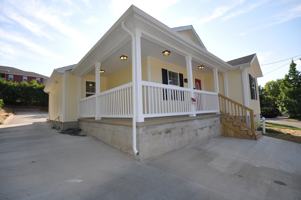 featured image of 501 Addison Ave