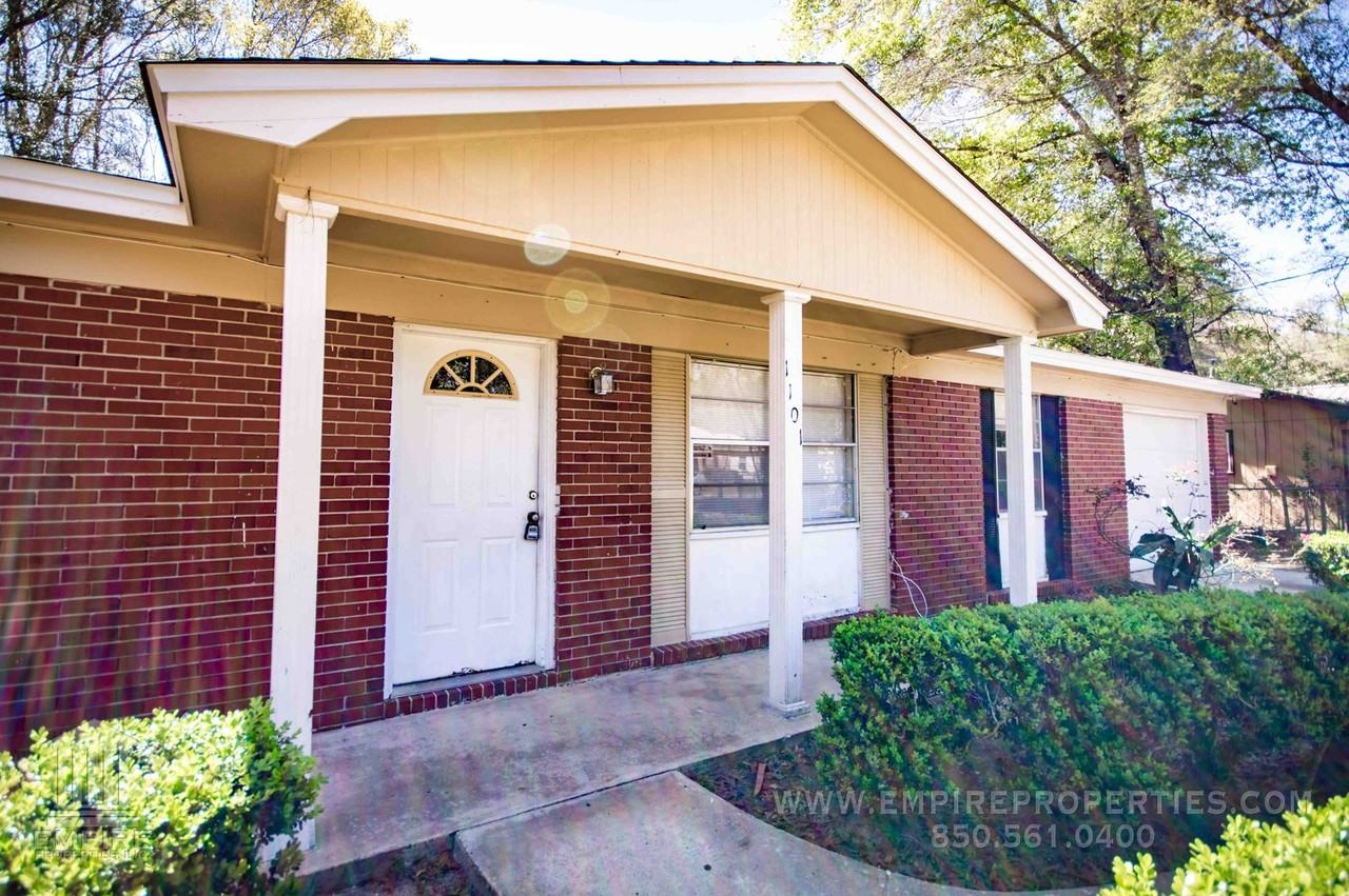 1101 Woodland Dr - Photo 3 of 23