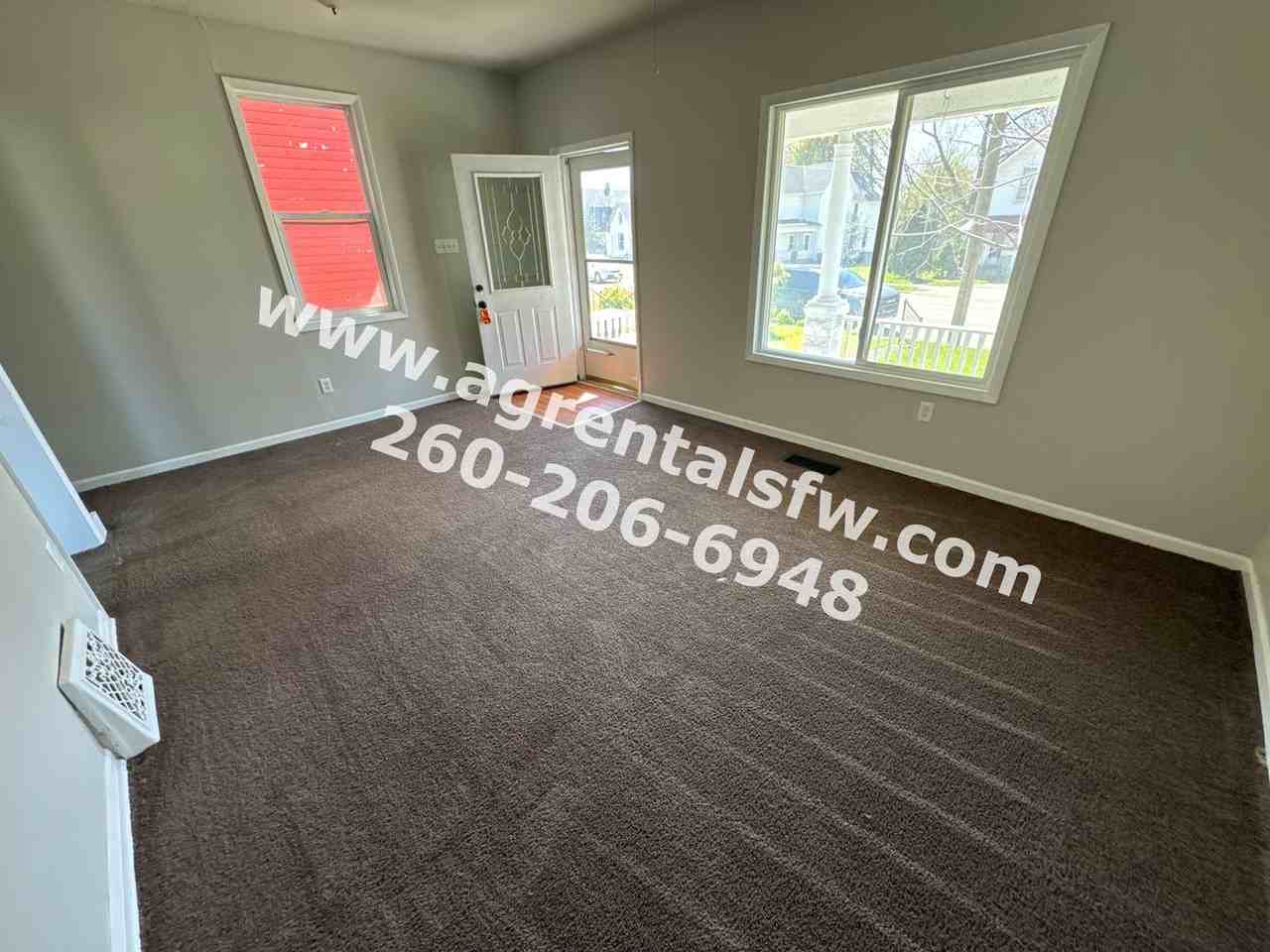 3405 Broadway - Photo 3 of 15