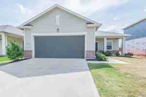 featured image of 1012 Blue Beech Ln