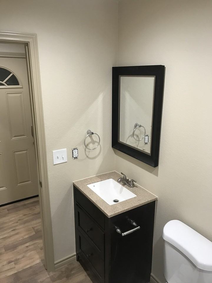 412B N Brazos St - Photo 6 of 10