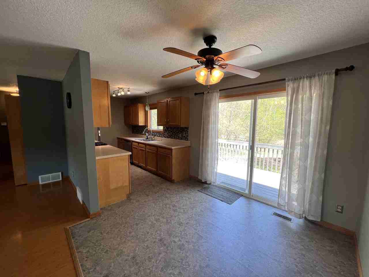 10279 Woodwind Dr - Photo 6 of 30