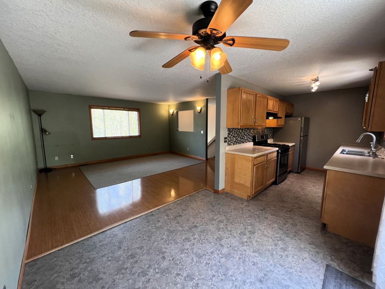 10279 Woodwind Dr - Photo 7 of 30