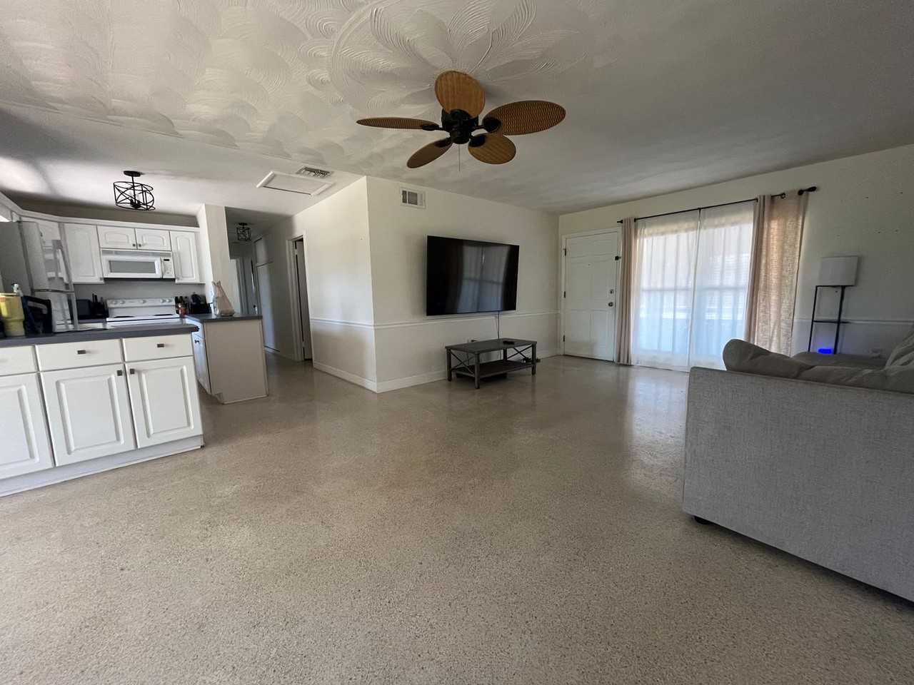 108 Atlantic Blvd - Photo 3 of 6