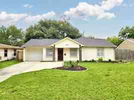 featured image of 1446 Curtin St