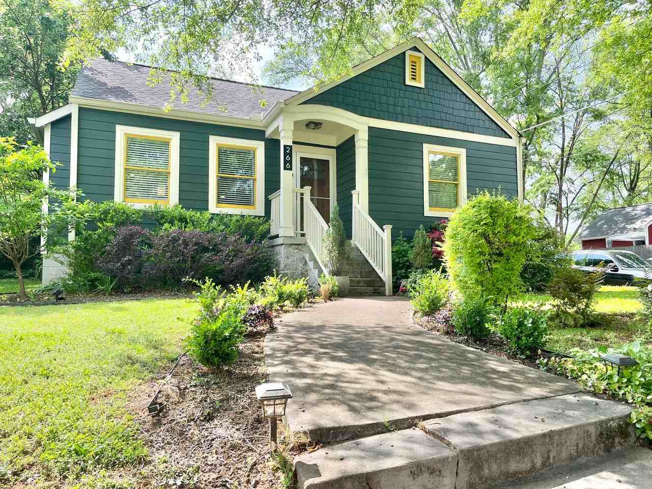 266 Norwood Ave Ne - Photo 2 of 26