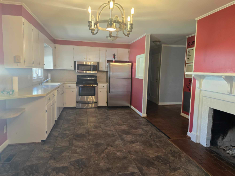 322 Sharon Ave Nw - Photo 2 of 14