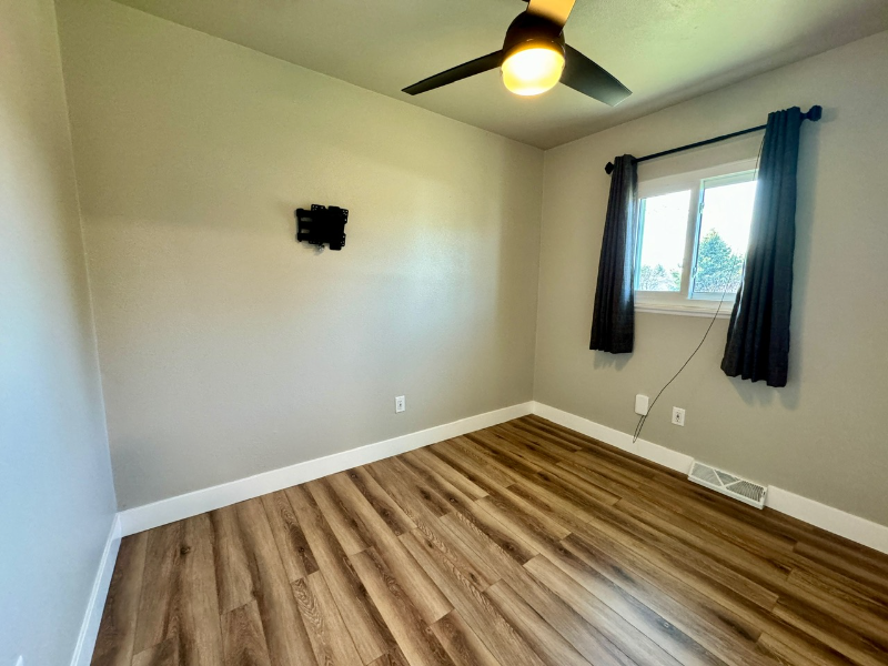 4512 Pierce Ave - Photo 7 of 18