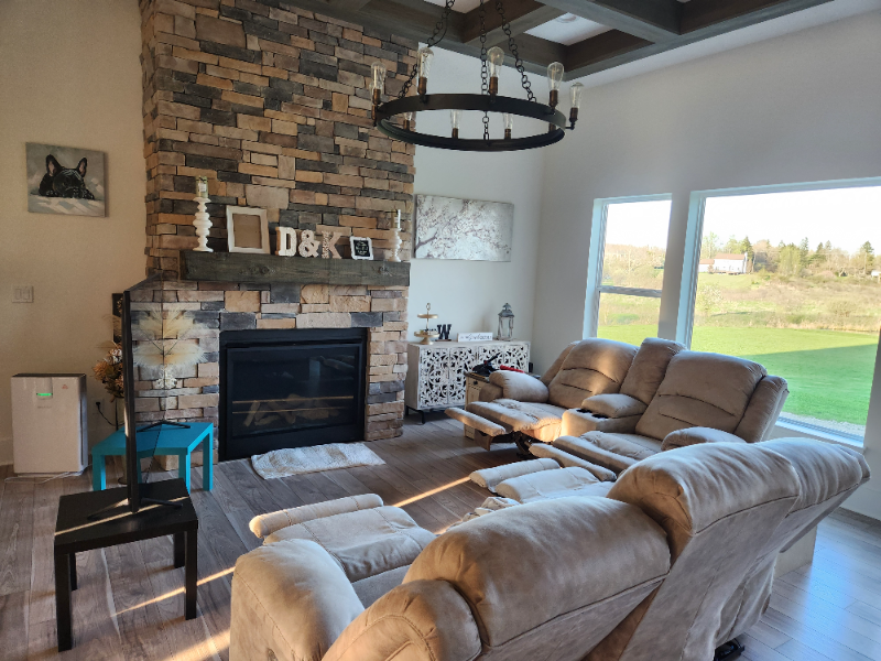 11735 Jensen Ct - Photo 3 of 12