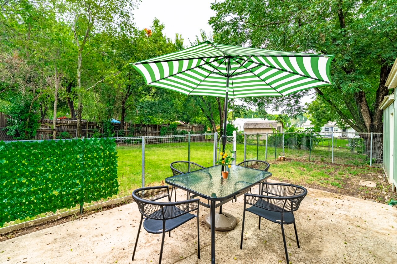 1201 West Alan Avenue - Photo 3 of 17