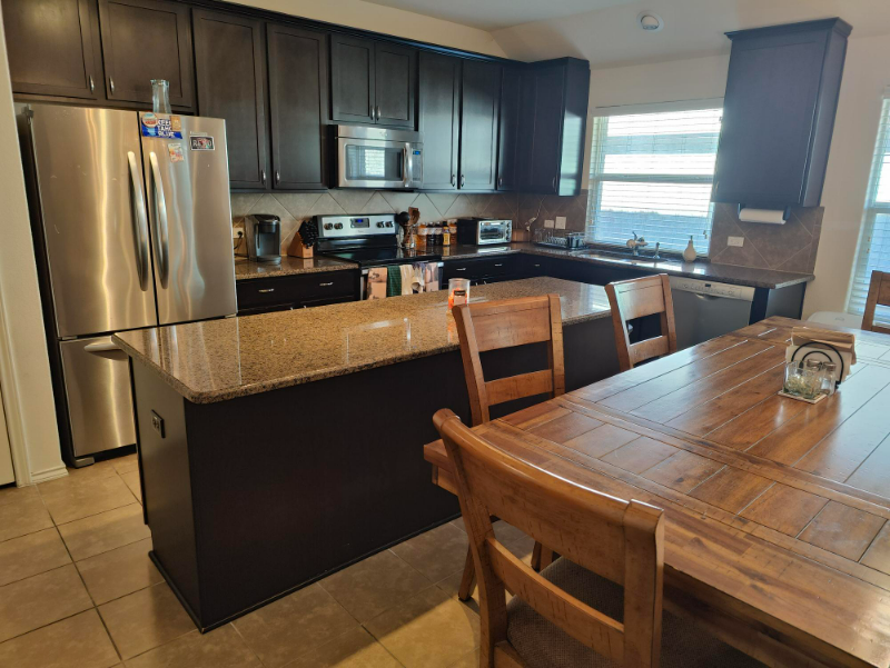 528 S Brook Dr - Photo 6 of 20