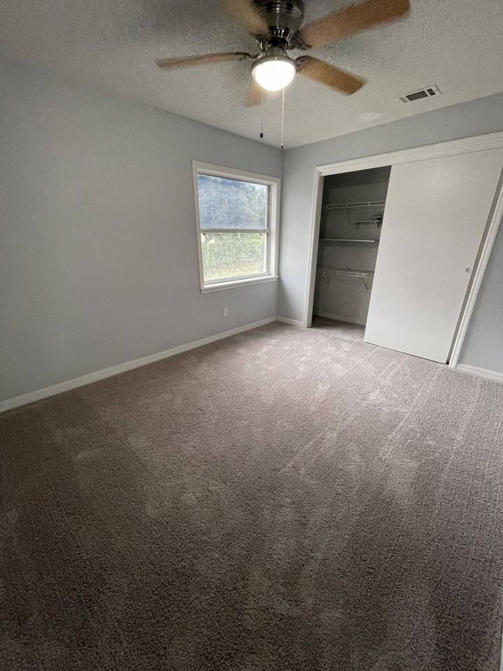 8299 Granada Blvd - Photo 3 of 26