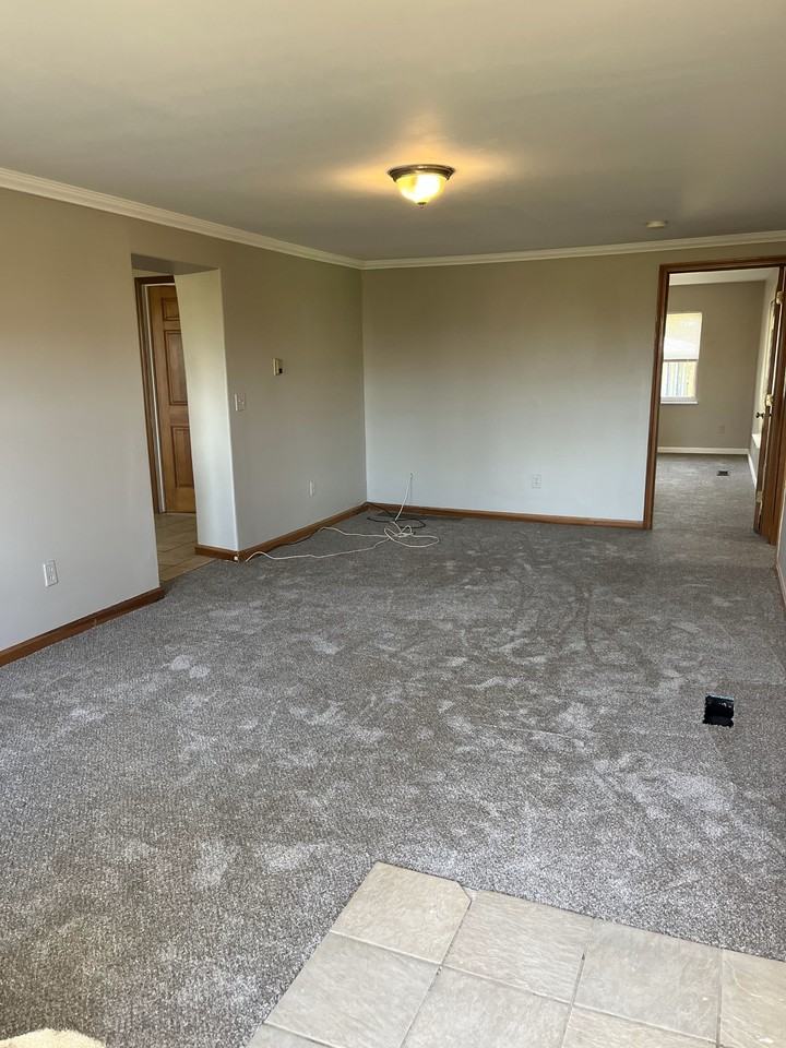 1934 W Cohoctah Rd #2 - Photo 7 of 11