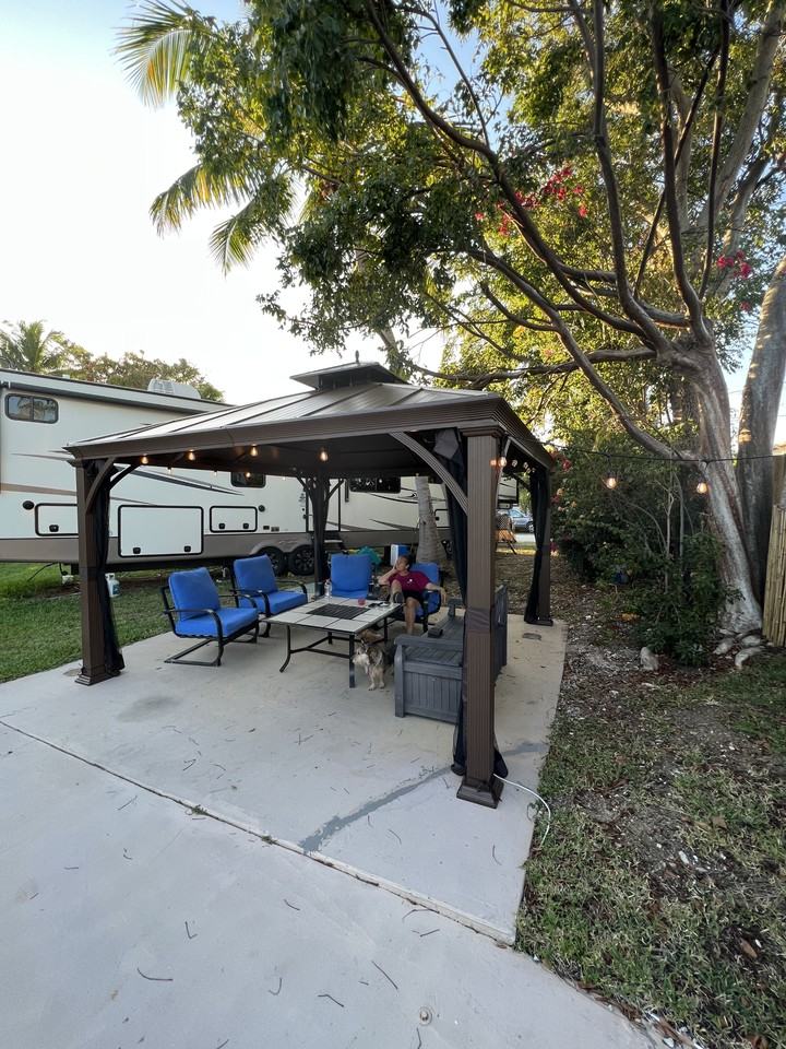 1123 Heron Rd - Photo 4 of 17