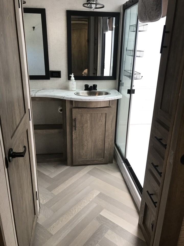 1123 Heron Rd - Photo 7 of 17