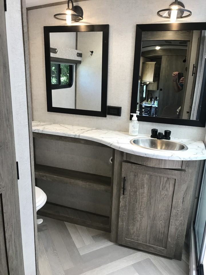 1123 Heron Rd - Photo 7 of 18