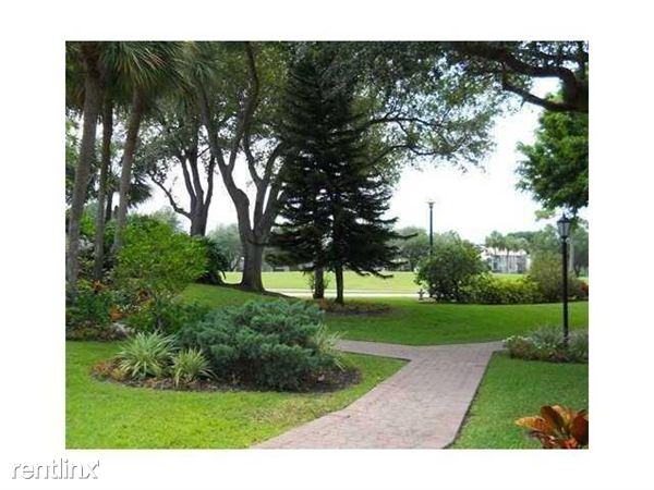 3309 Bridgewood Dr - Photo 2 of 4