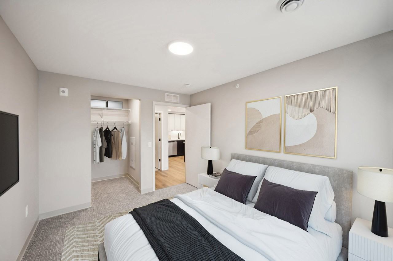 Harbourline Apartments - Photo 4 of 37